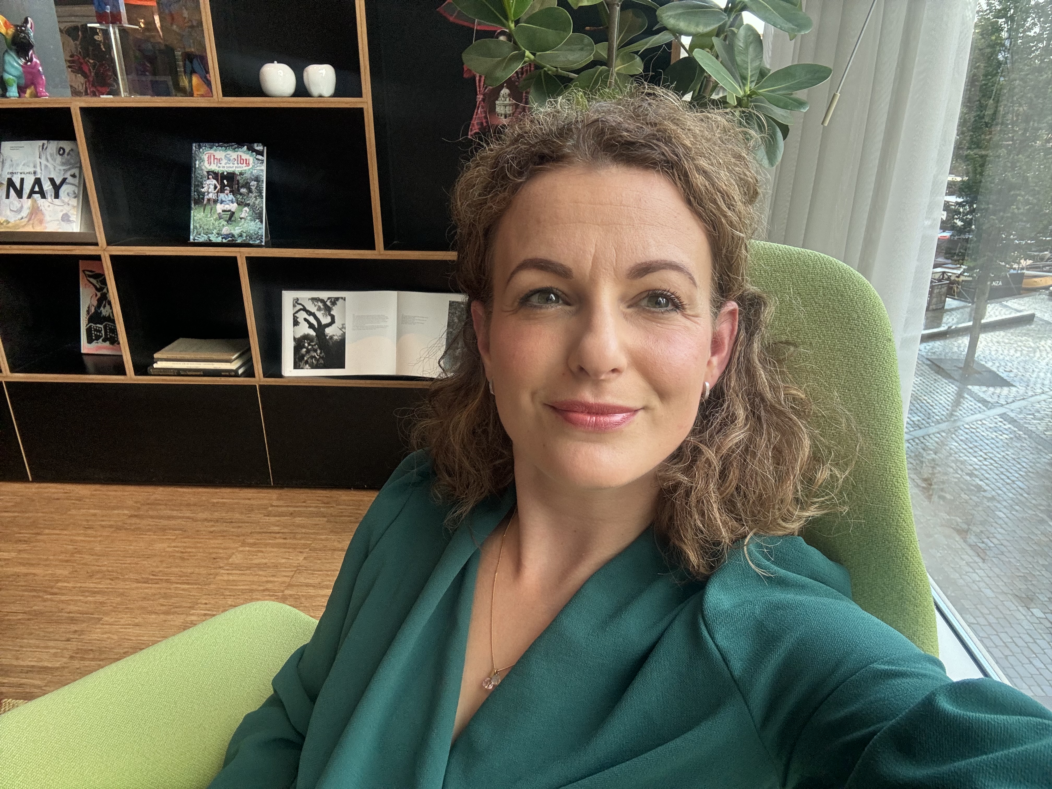 Silvia Buitenhuis. Psycholoog en bedenker van Habitat Resonance™.